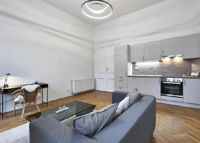 Luxurious, 2 Min To Casino And Roemertherme * Baden