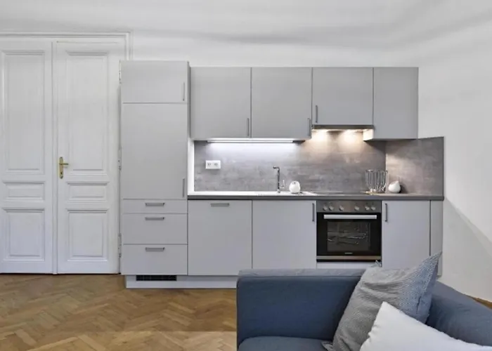 Luxurious, 2 Min To Casino And Roemertherme Appartement