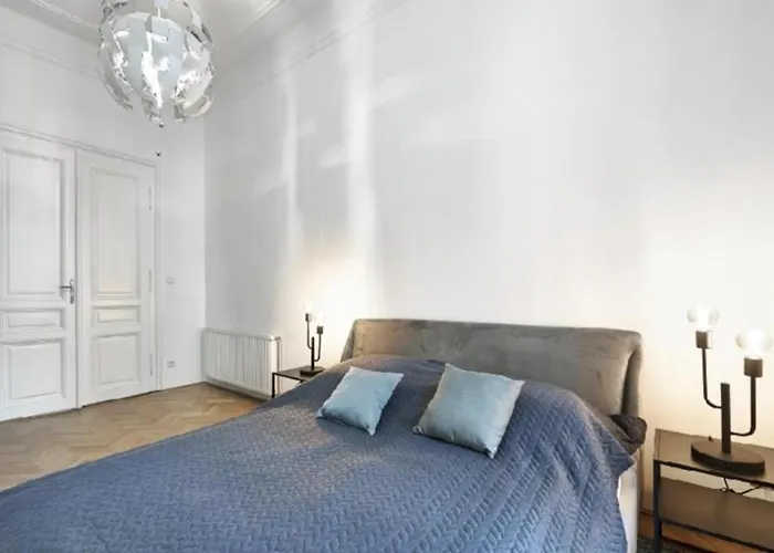 Appartement Luxurious, 2 Min To Casino And Roemertherme *