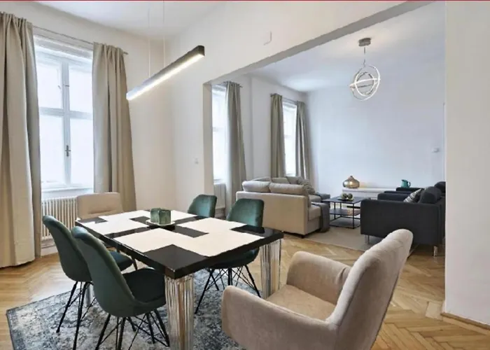 Luxurious, 2 Min To Casino And Roemertherme Baden