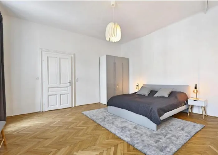 Luxurious, 2 Min To Casino And Roemertherme